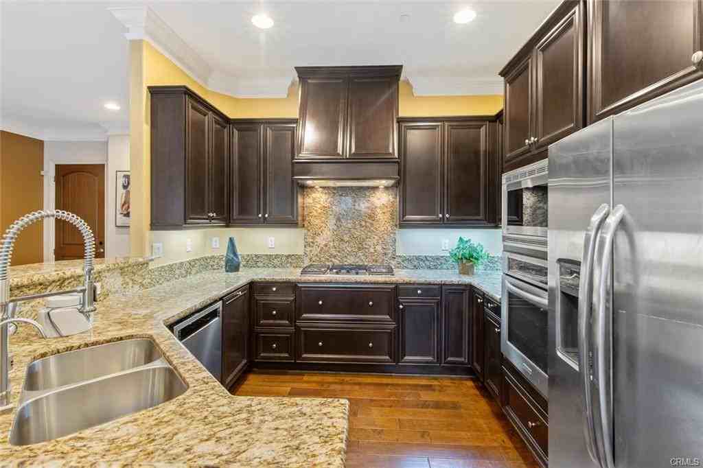 11542 Verona Dr - Photo 3 of 8