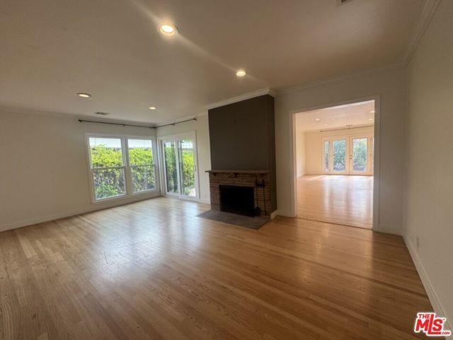 5460 Burnet Ave - Photo 2 of 8