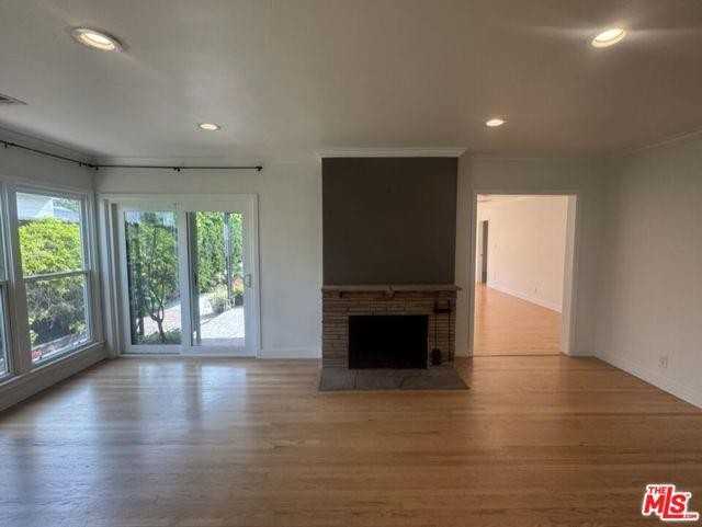 5460 Burnet Ave - Photo 3 of 8