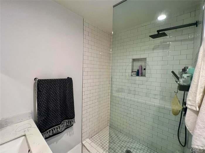 17557 Lemay Pl - Photo 3 of 8