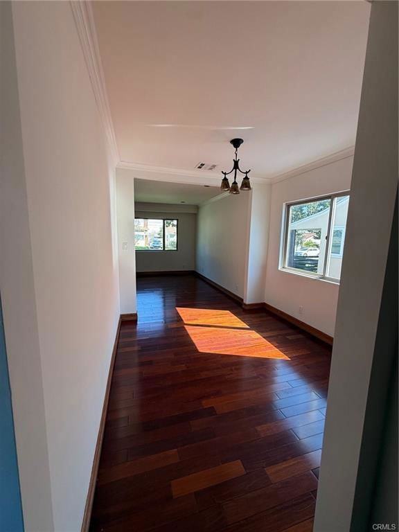 1057 Willard Ave - Photo 2 of 8