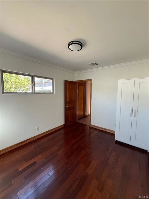 1057 Willard Ave - Photo 3 of 8