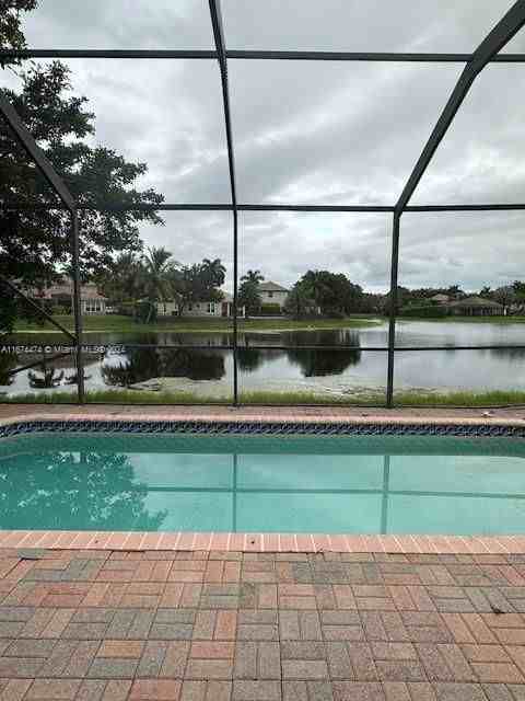 6368 Northwest 107th Terrace - Photo 2 of 8