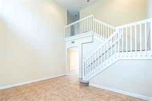 6094 Live Oak Ct - Photo 6 of 8