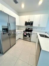 11961 Nw 47th Mnr - Photo 4 of 8