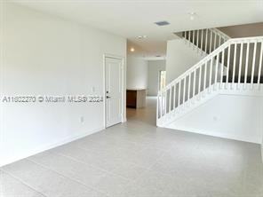 11961 Nw 47th Mnr - Photo 7 of 8