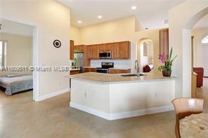 12318 Nw 25th St - Photo 2 of 8