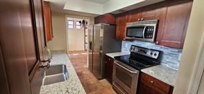 11688 Nw 20th Dr - Photo 6 of 8