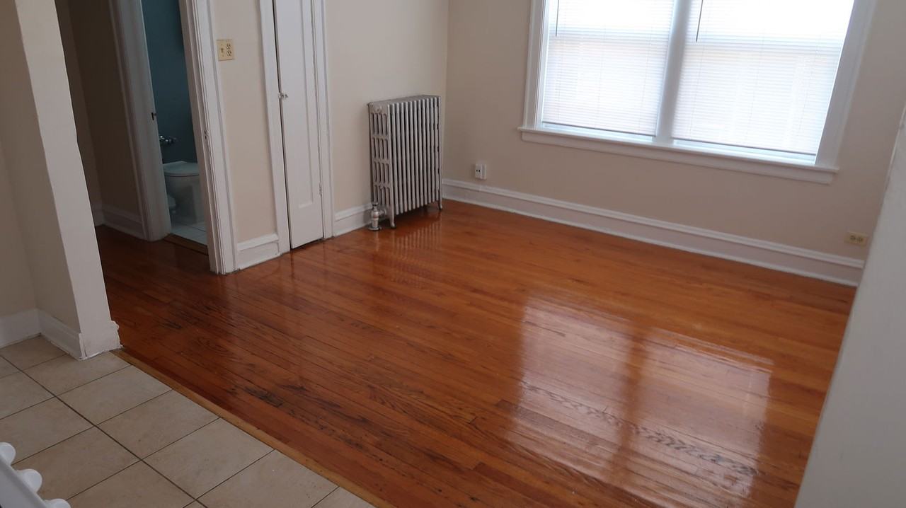 1714 W Albion Ave #A2 - Photo 2 of 8