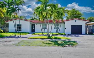 21020 Ne 18th Ct - Photo 1 of 1