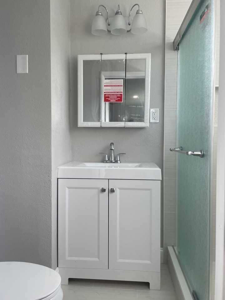 7948 Embassy Blvd - Photo 7 of 8