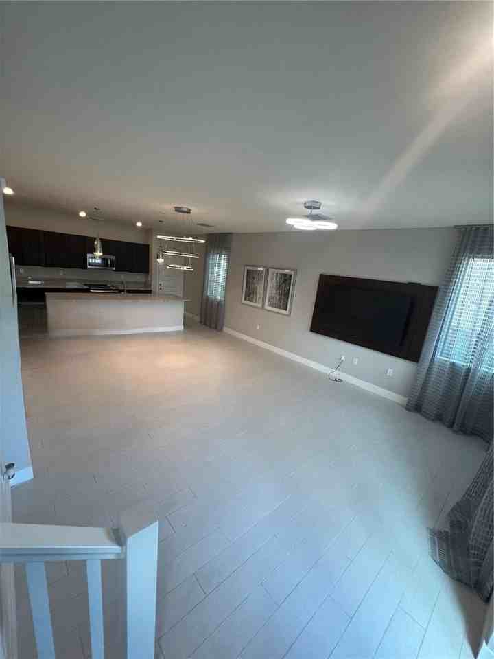 4740 4740 Northwest 81st Avenue - Photo 4 of 8