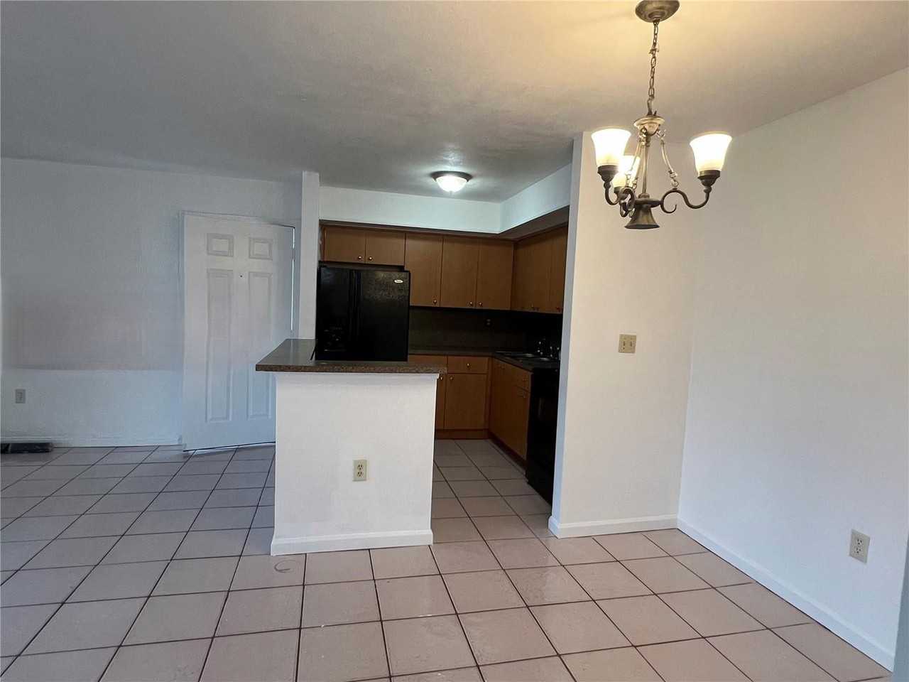 19085 Nw 62nd Ave #108 - Photo 4 of 8