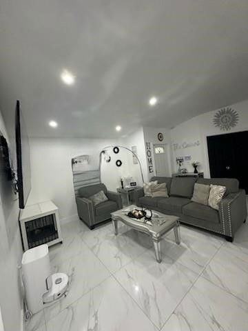 8225 Nw 192nd Ter - Photo 4 of 8