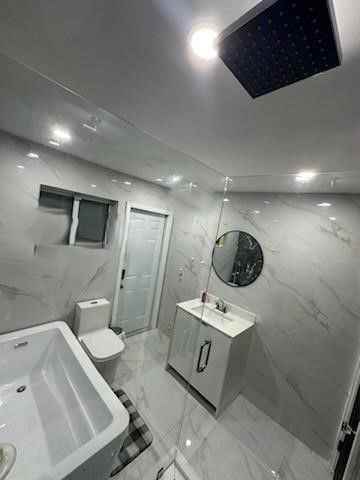 8225 Nw 192nd Ter - Photo 6 of 8