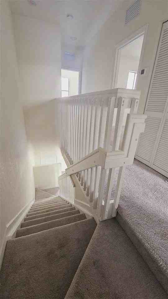 3228 W 114th Ter - Photo 6 of 8