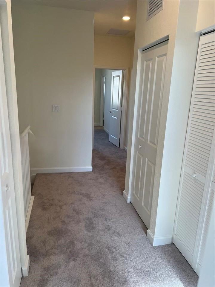 11437 West 34th Court - Photo 7 of 8