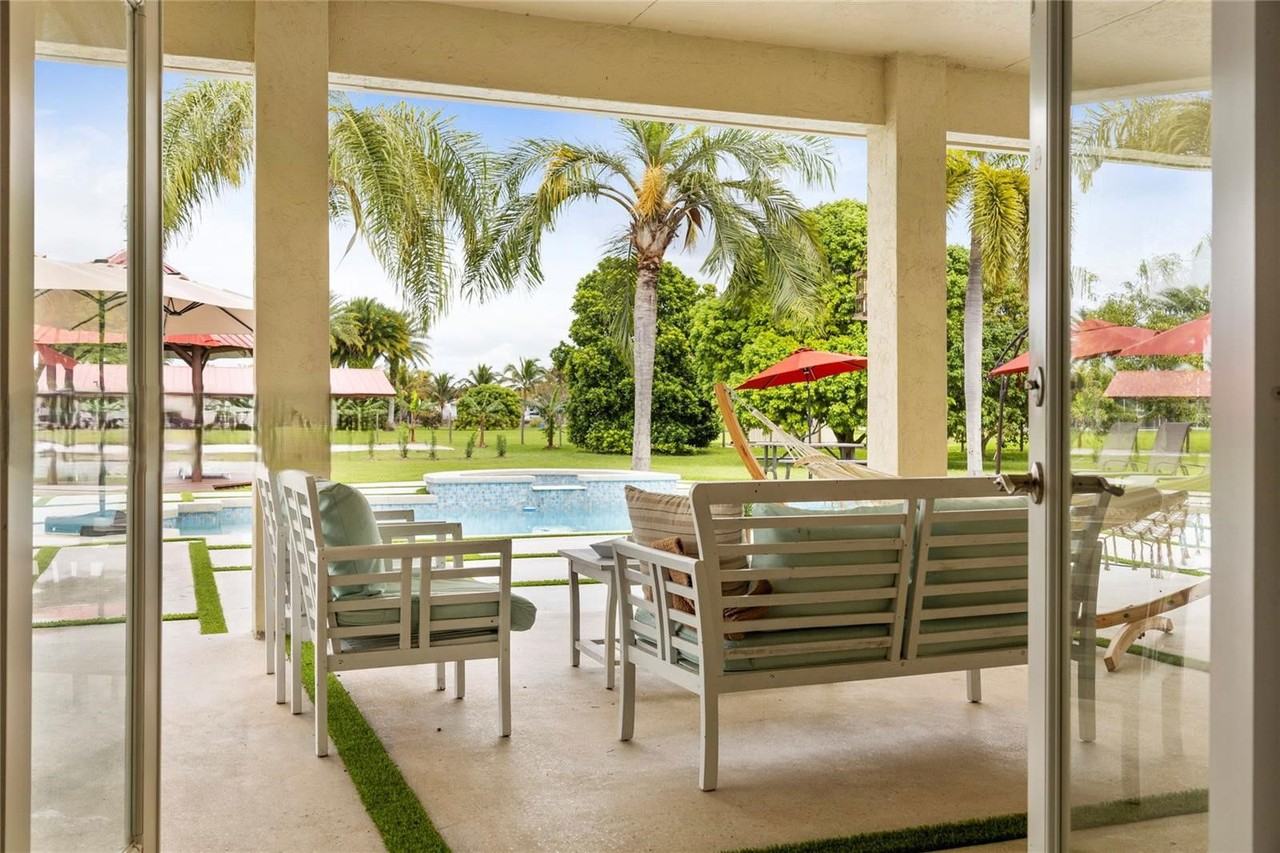 20625 Sw 198th St - Photo 7 of 8