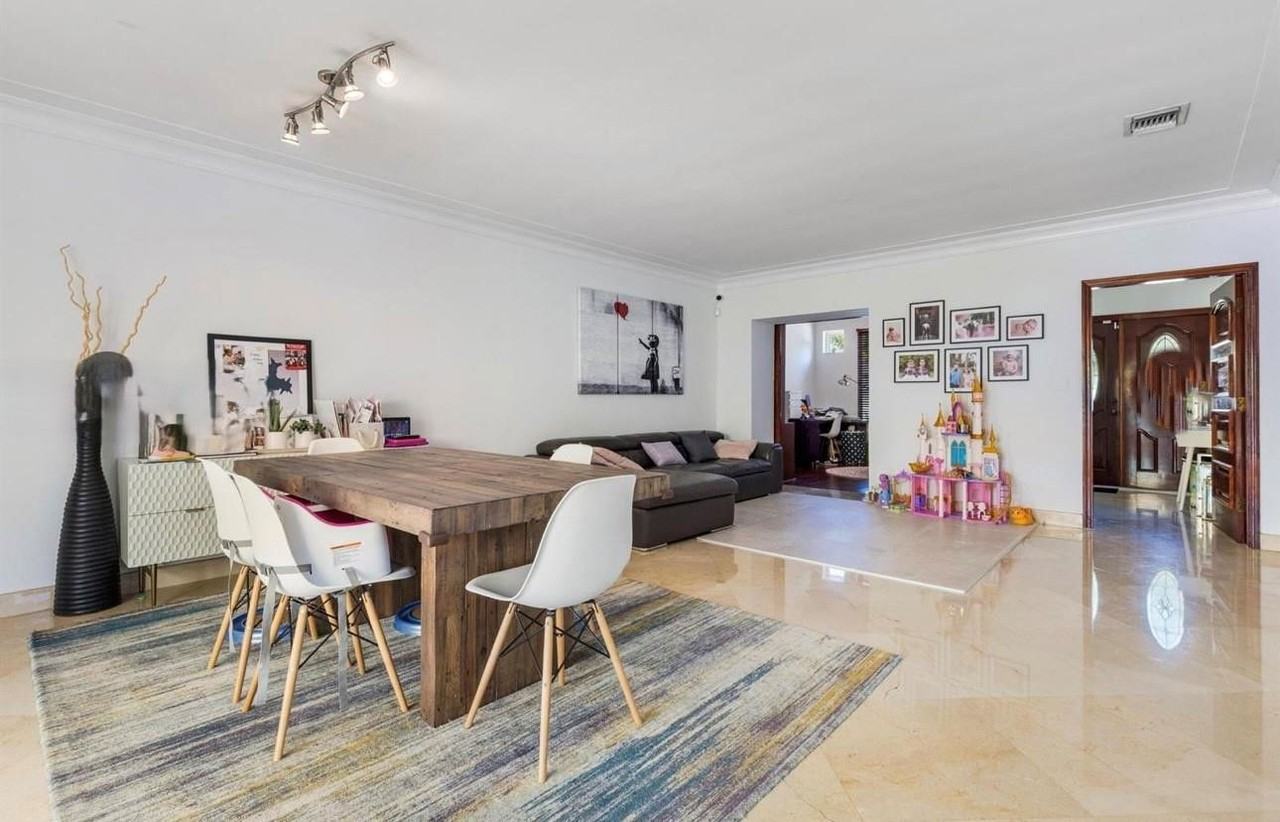 1815 Daytonia Rd - Photo 3 of 6