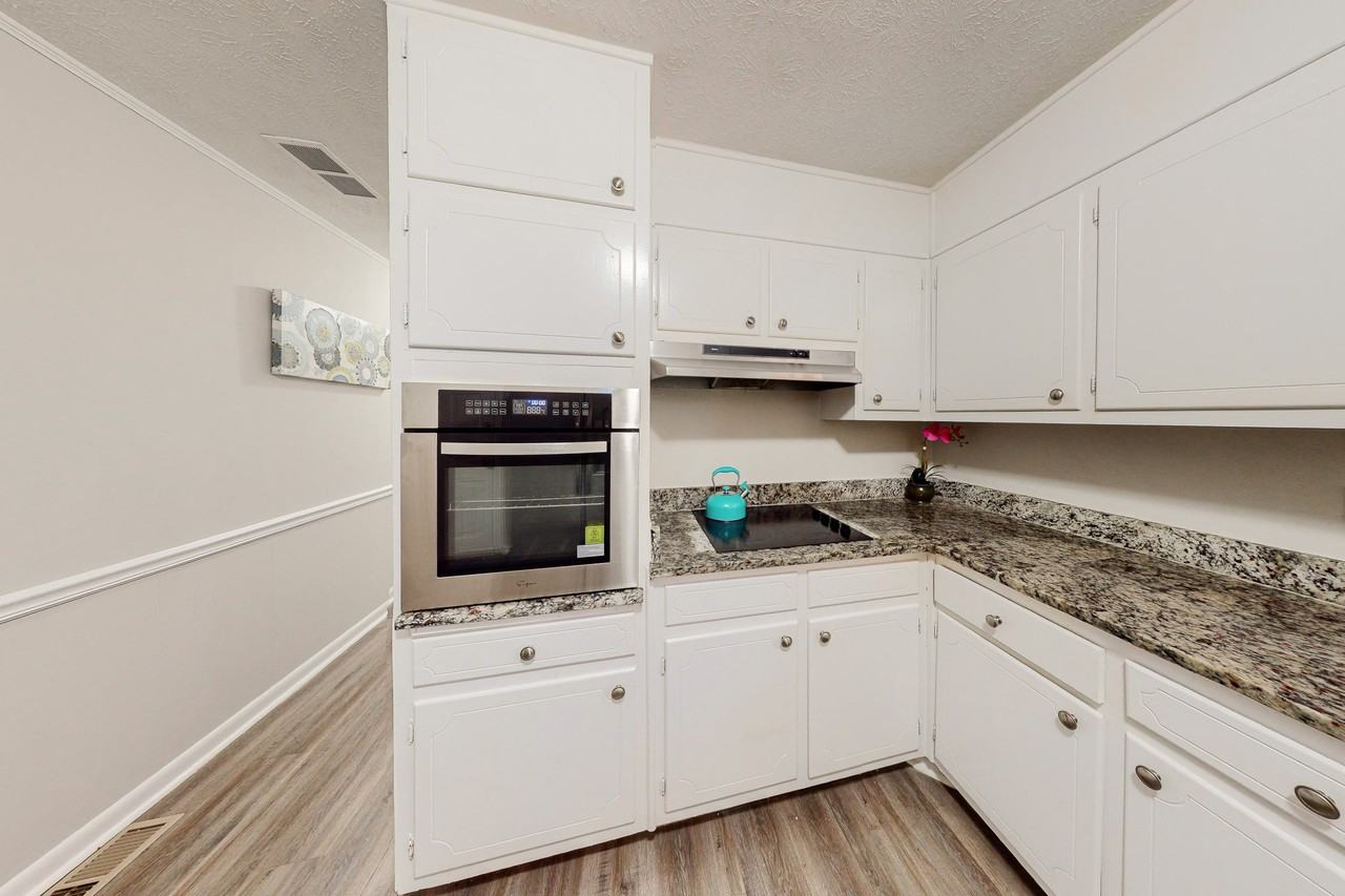 Pleasant Forest Dr - Photo 4 of 21