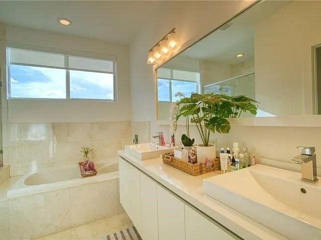 6755 Northwest 103rd Place - Photo 3 of 8