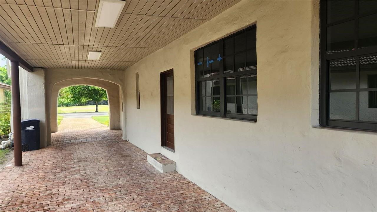 85 Deer Run - Photo 3 of 8