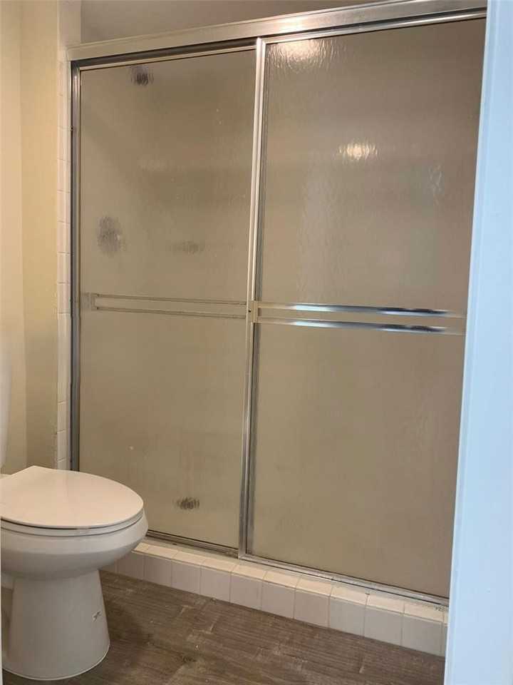 2601 Southeast 19th Court - Photo 5 of 8