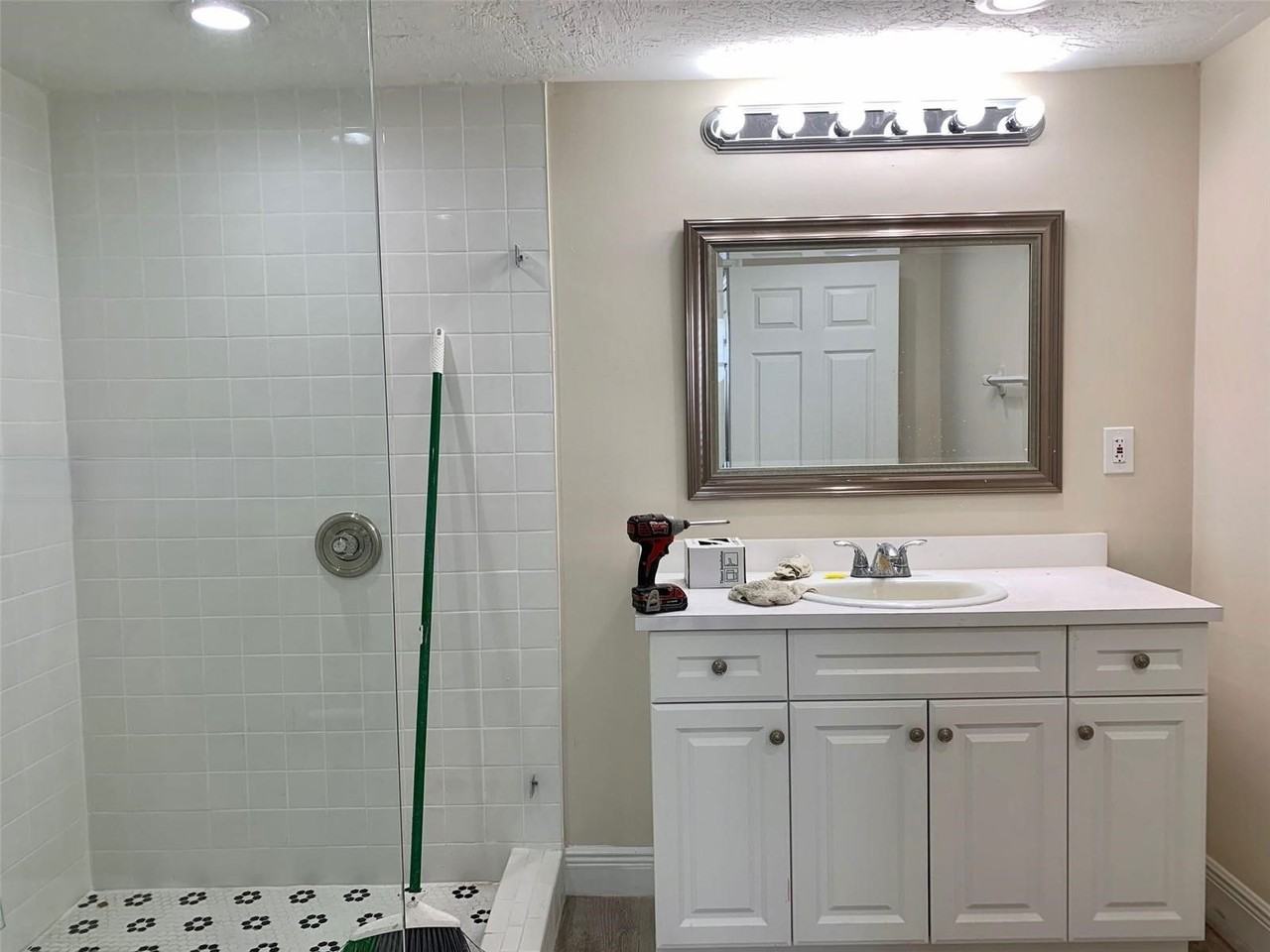 700 Nw 214th St #721 - Photo 5 of 8