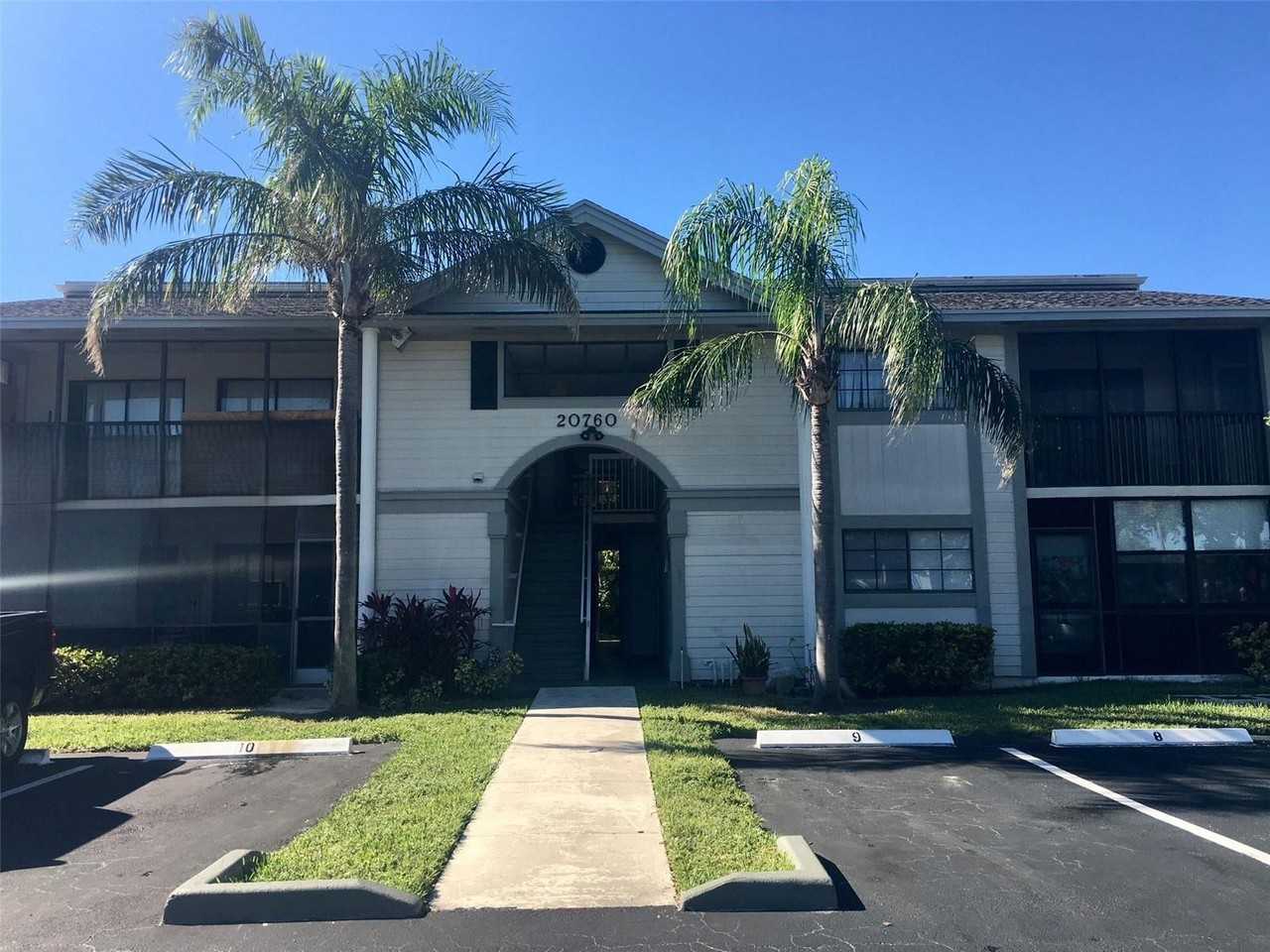 20760 Northeast 4th Court #205