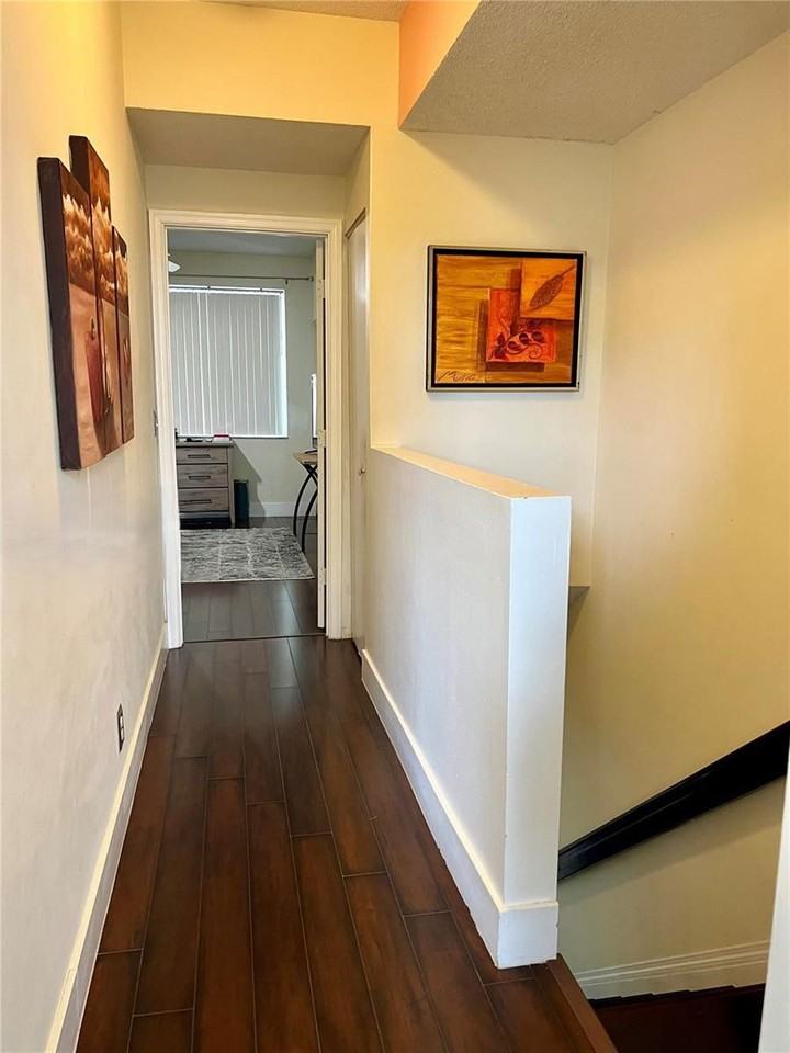 271 Duval Ct #271 - Photo 6 of 8