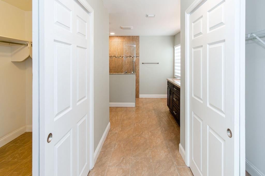 5312 Northwest 106th Court - Photo 7 of 8