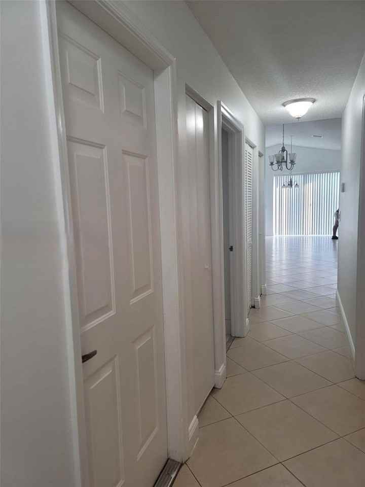 15892 Nw 21st St - Photo 3 of 8