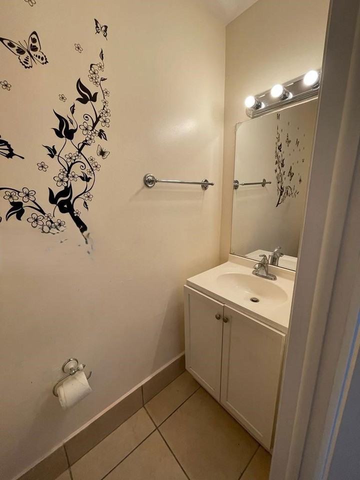 14235 Sw 57th Ln - Photo 4 of 8