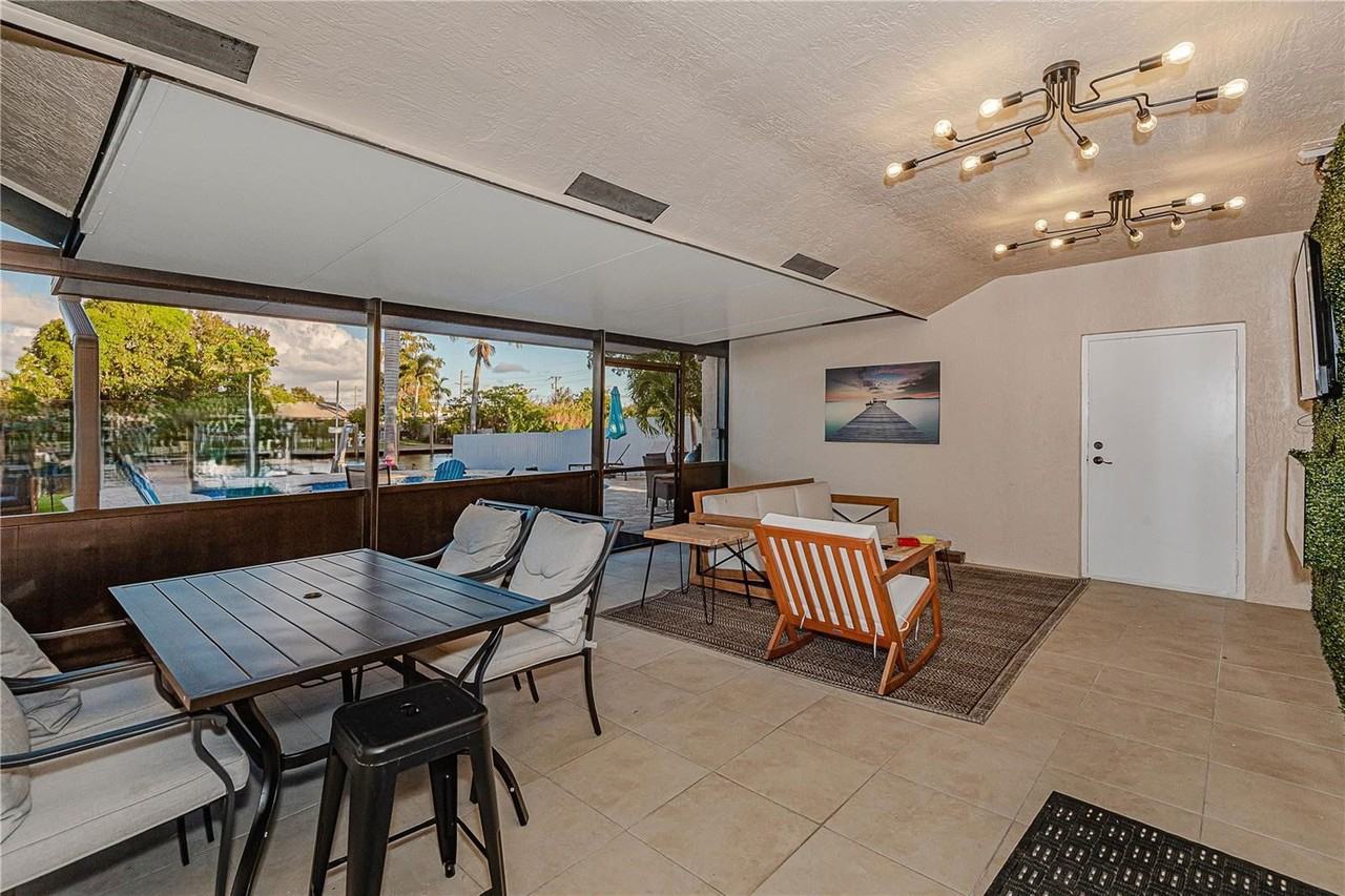 4732 Sw 35th Ave - Photo 7 of 8