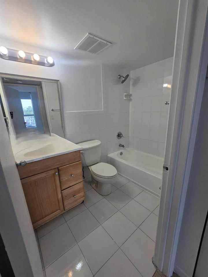 7165 Nw 186th St - Photo 7 of 8