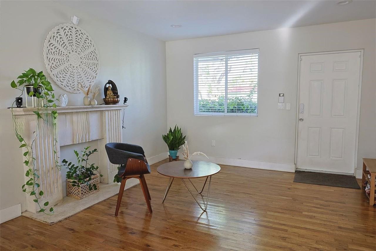 10804 Nw 2nd Ave - Photo 7 of 8