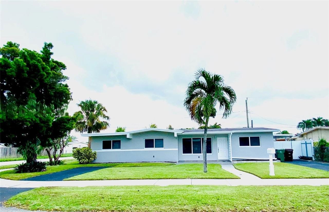 5595 W 13th Ave - Photo 2 of 8