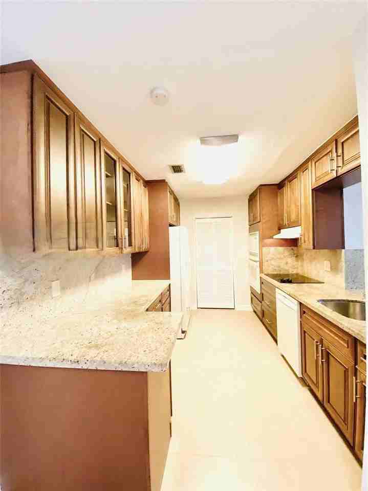 5595 W 13th Ave - Photo 4 of 8