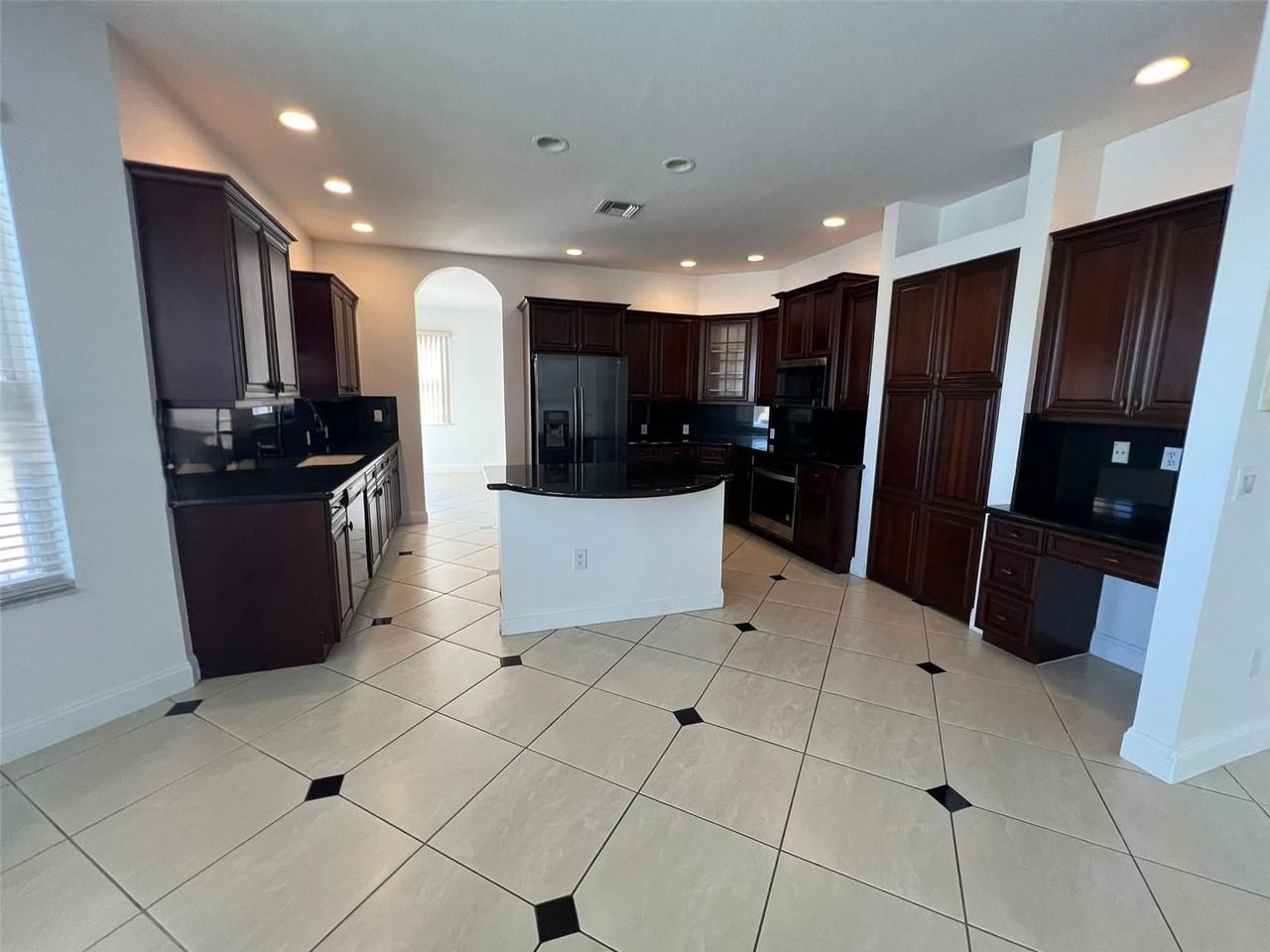 4957 Southwest 167th Avenue - Photo 3 of 8