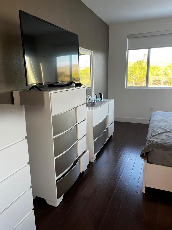 7205 Nw 102nd Pl - Photo 7 of 8