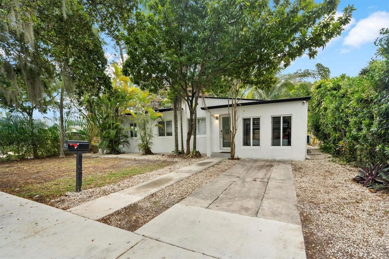 750 Nw 83rd Ter - Photo 3 of 8