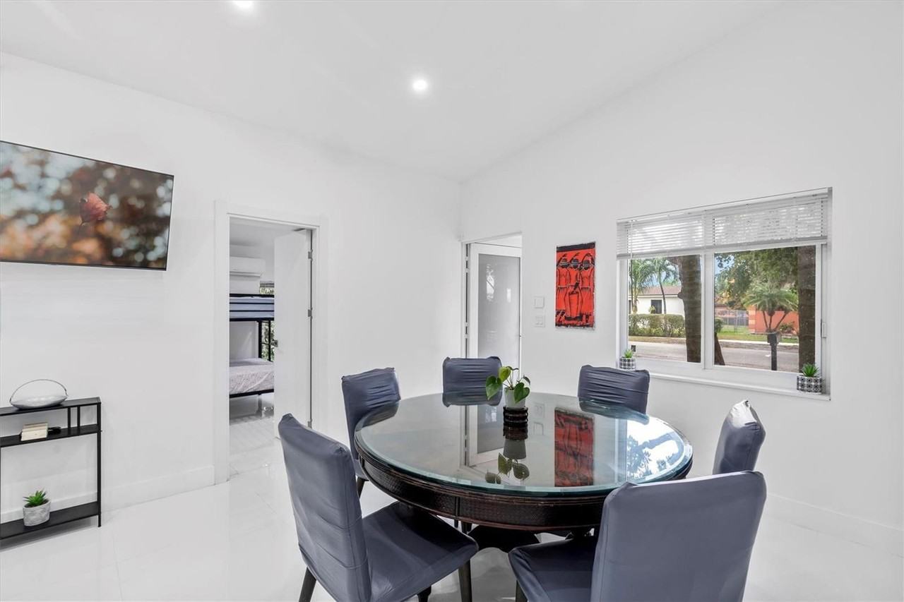 750 Nw 83rd Ter - Photo 7 of 8