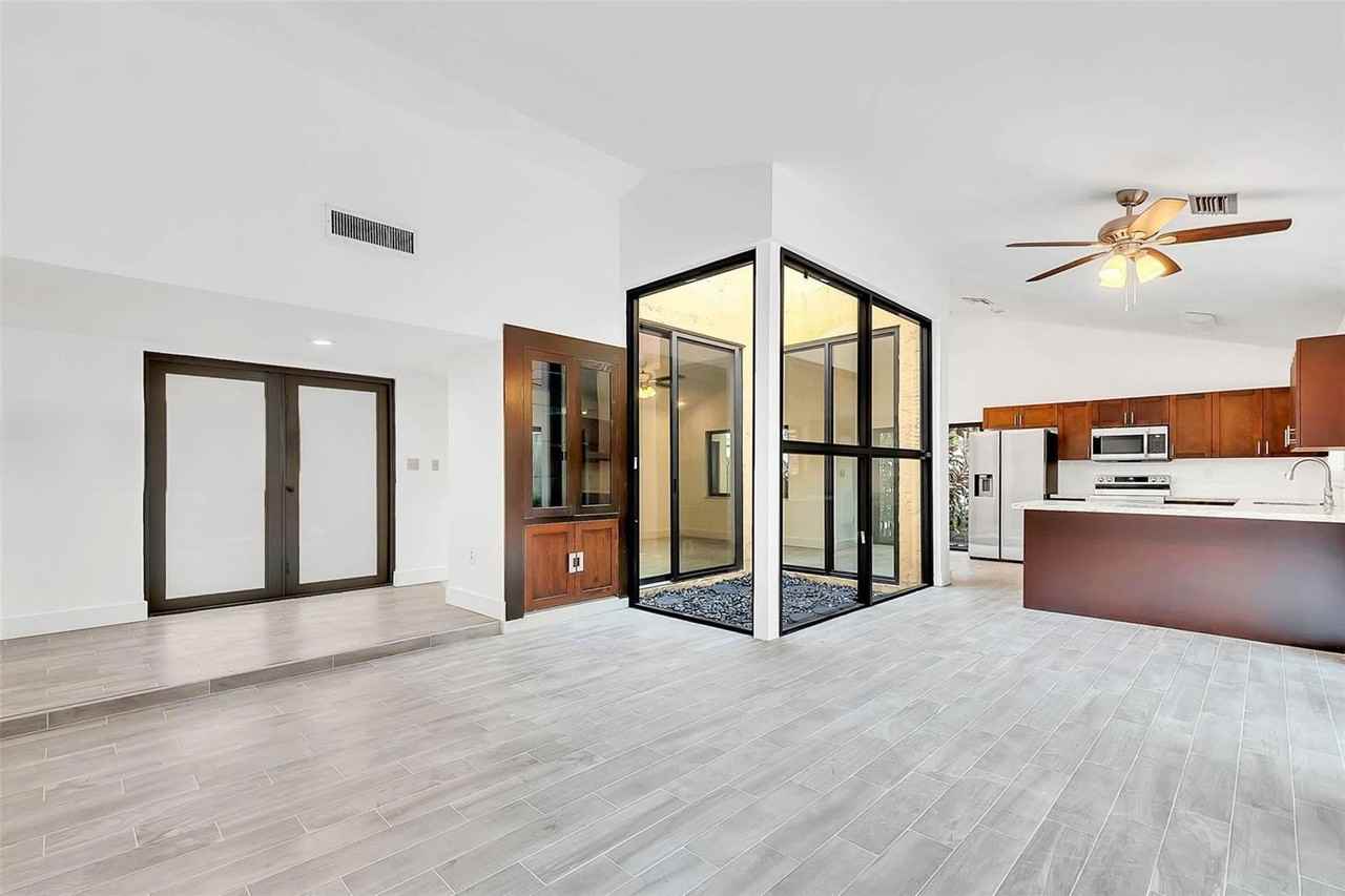 10240 Sw 91st St - Photo 2 of 8