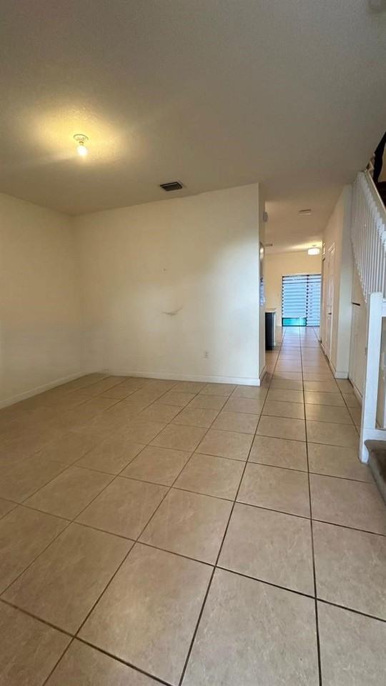 10629 West 32nd Lane - Photo 5 of 8