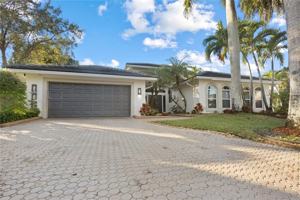 featured image of 3719 Oak Ridge Circle