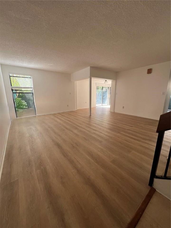 6834 Sw 128th Pl - Photo 4 of 8