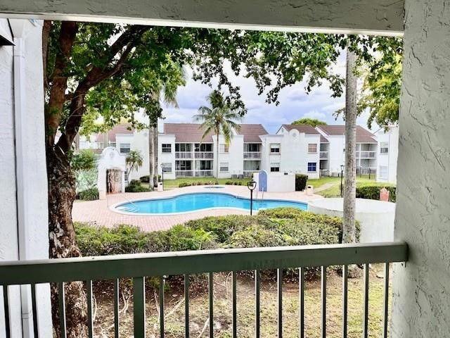 9762 Nw 49th Ter - Photo 7 of 8