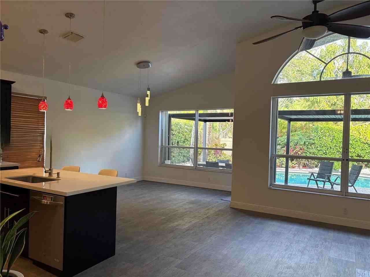 1151 Nw 130th Ave - Photo 4 of 8