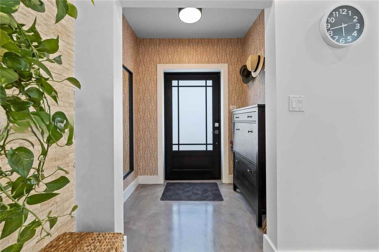 351 Northeast 98th Street - Photo 4 of 8