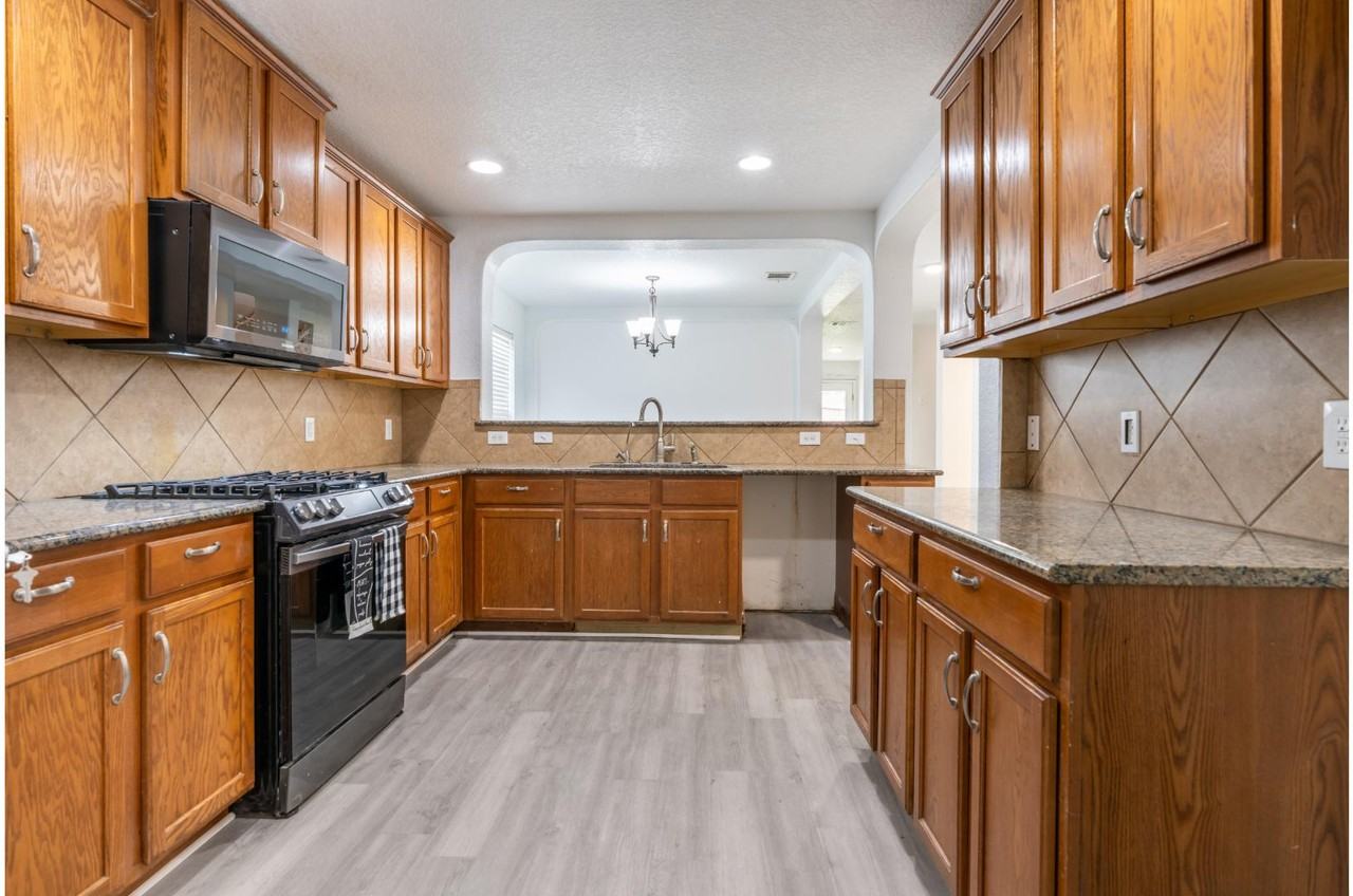 Pearl Pass - Photo 6 of 10